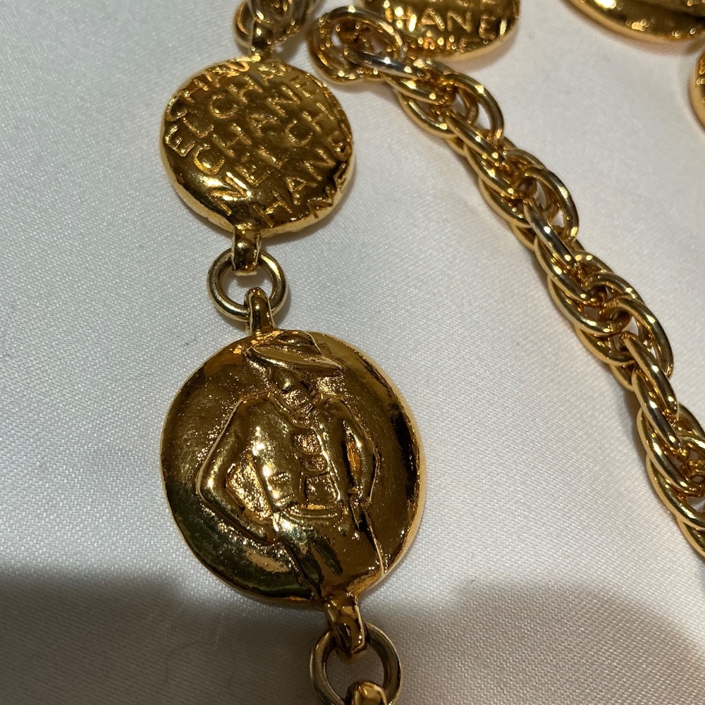 Chanel Vintage Mademoiselle station gold necklace - Picture 7 of 9